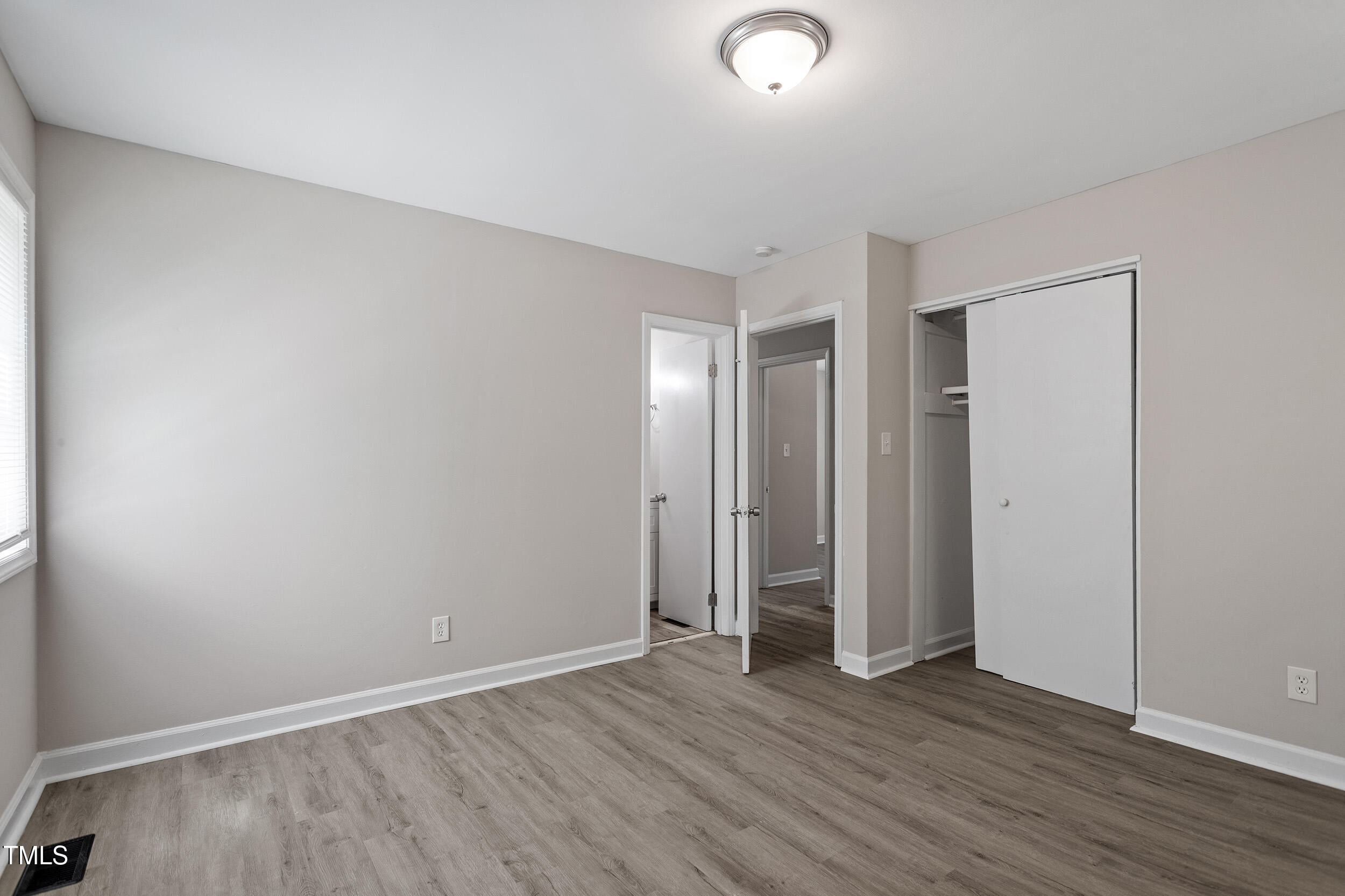 2804-2806 Donovan Place Raleigh, NC 27610 - Photo 36 of 40 2806_25