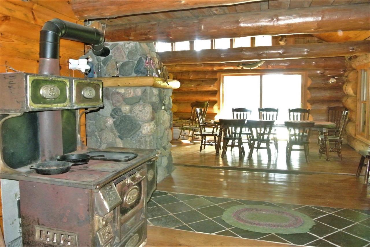 7976 Lantta Road Hurley, WI 54534 - Photo 6 of 37 Gallery Image 6