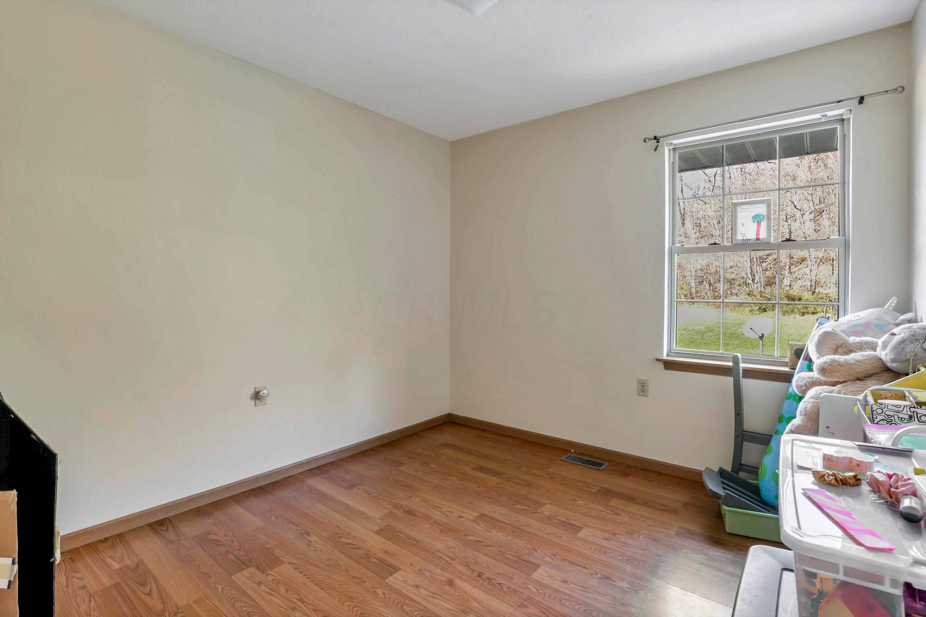 7601 Crooks Road Southwest Lancaster, OH 43130 - Photo 12 of 24 0N4A5684