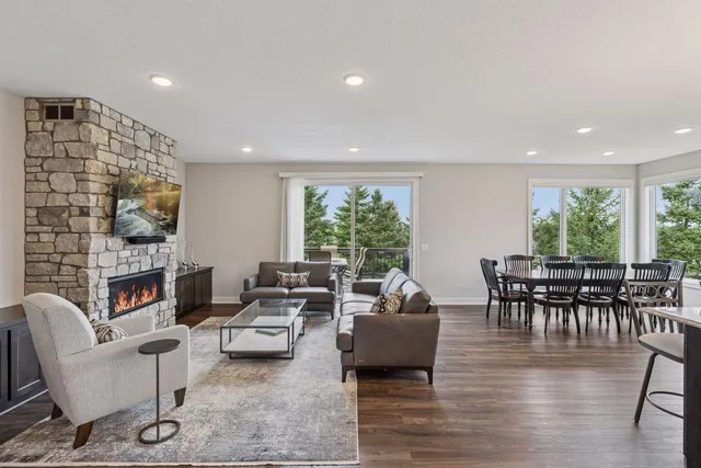 $590,000 | 5174 Sundial Lane, Woodbury, MN 55129