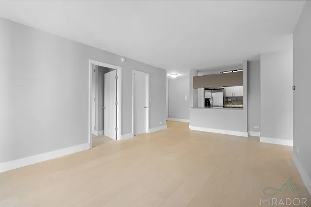 $5,600 | 330 East 39th Street, Unit 29D | Murray Hill