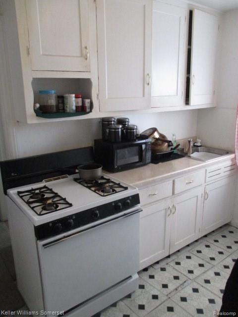 15145 Evergreen Road Detroit, MI 48223 - Photo 22 of 41