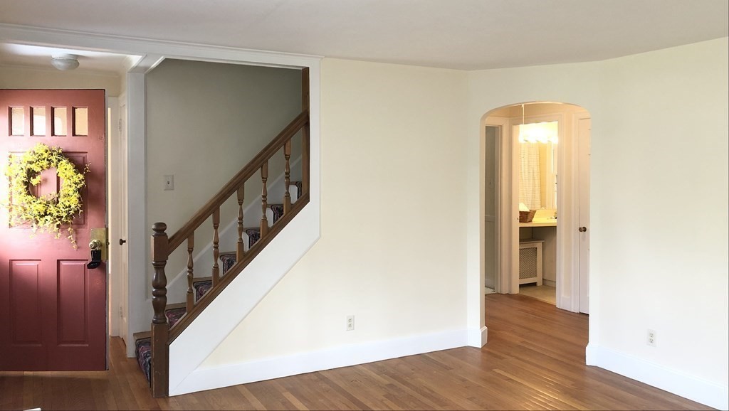 229 Emerson Street Springfield, MA 01118 - Photo 14 of 22