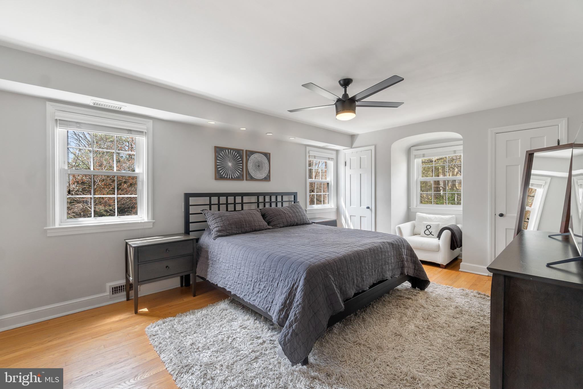 7805 Glenbrook Road Bethesda, MD 20814 - Photo 12 of 29