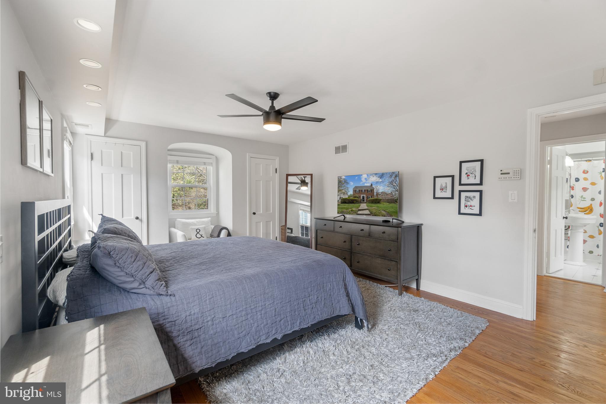 7805 Glenbrook Road Bethesda, MD 20814 - Photo 13 of 29