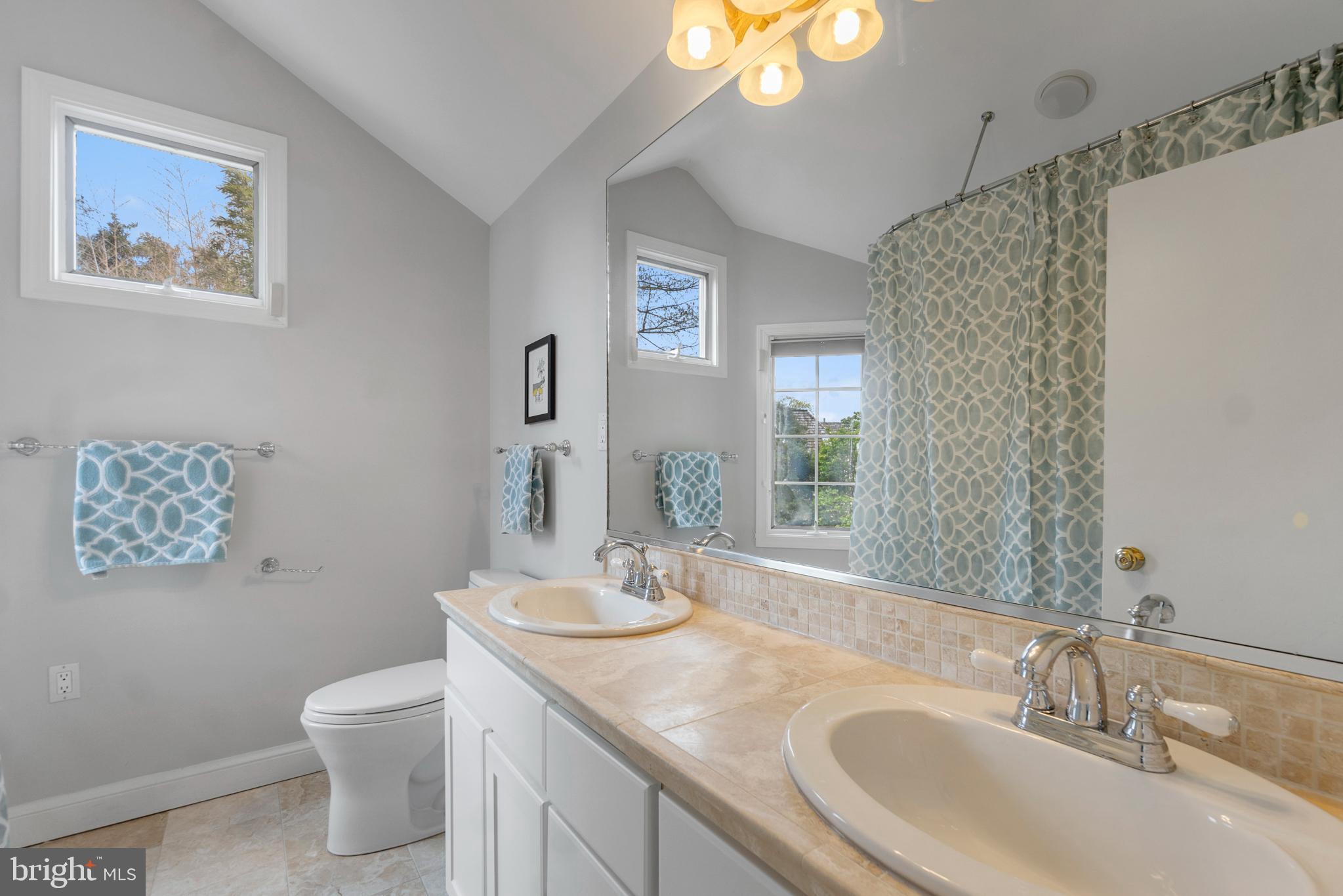 7805 Glenbrook Road Bethesda, MD 20814 - Photo 22 of 29