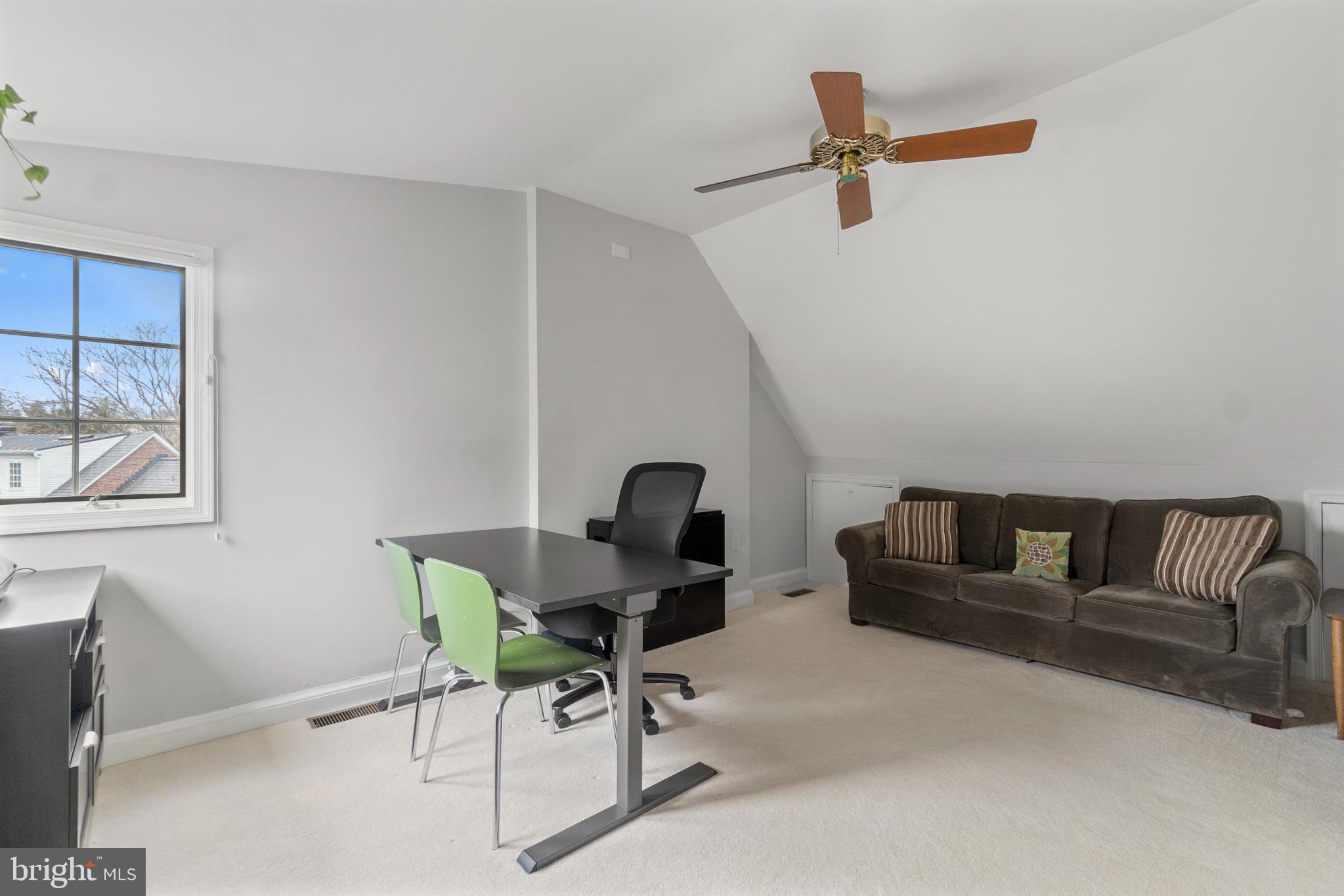 7805 Glenbrook Road Bethesda, MD 20814 - Photo 23 of 29