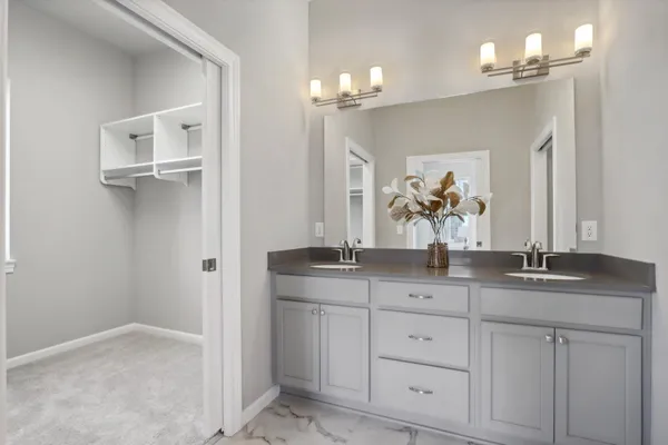 $549,900 | 2836 Fox Lake Circle, Unit 201 / 04, Waukesha, WI 53189