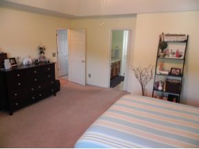 212 Pickens Road Kingsport, TN 37663 - Photo 12 of 24 Walk in closet off bath