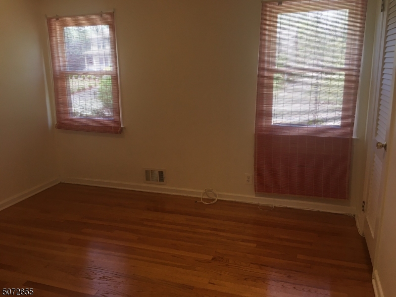 424 White Oak Ridge Road Short Hills, NJ 07078 - Photo 12 of 18 Gallery Image 12