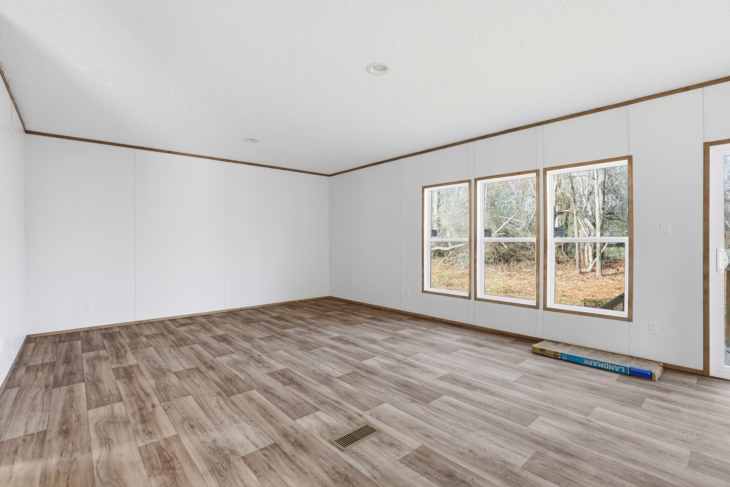 1212 Fairview Church Road Spartanburg, SC 29303 - Photo 14 of 28 Gallery Image 14