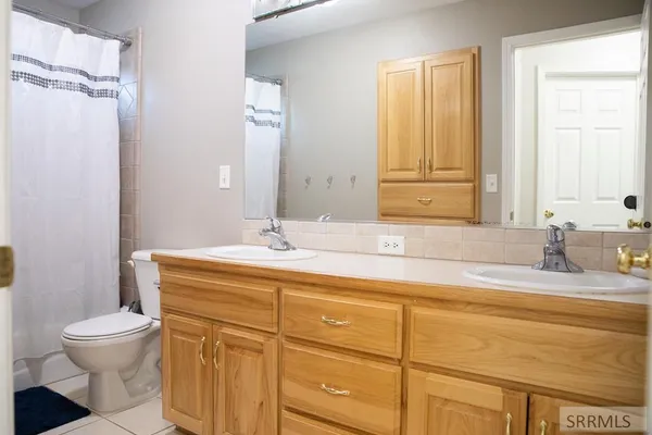 $585,000 | 9985 North 26th East, Idaho Falls, ID 83401