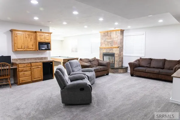 $585,000 | 9985 North 26th East, Idaho Falls, ID 83401