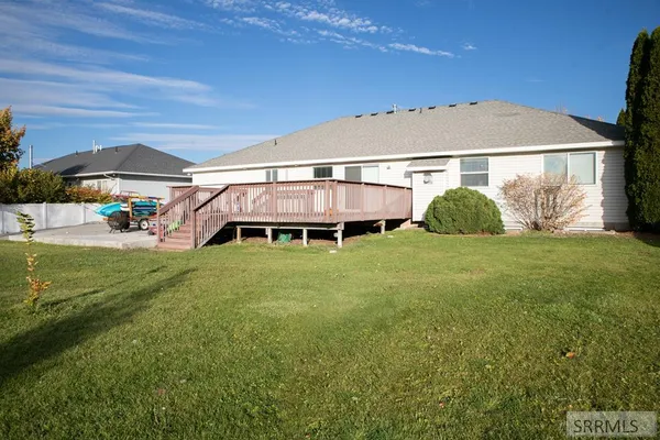 $585,000 | 9985 North 26th East, Idaho Falls, ID 83401