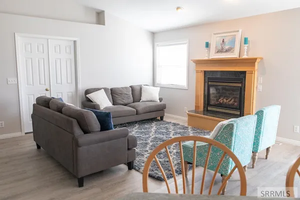 $585,000 | 9985 North 26th East, Idaho Falls, ID 83401