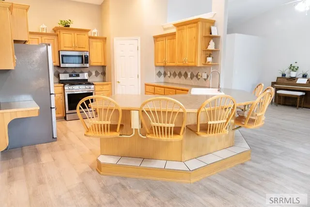 $599,900 | 9985 North 26th East, Idaho Falls, ID 83401