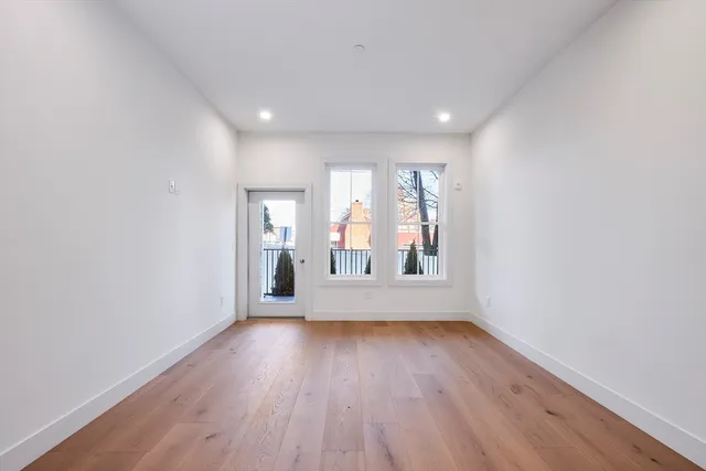 $689,000 | 105 Sea Street, Unit 102, Quincy, MA 02169