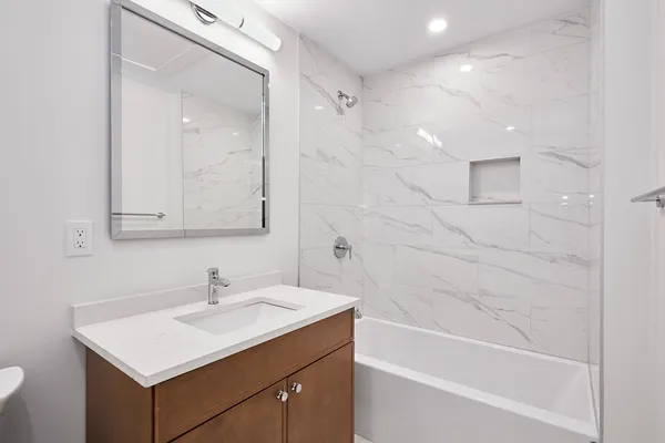 $689,000 | 105 Sea Street, Unit 102, Quincy, MA 02169