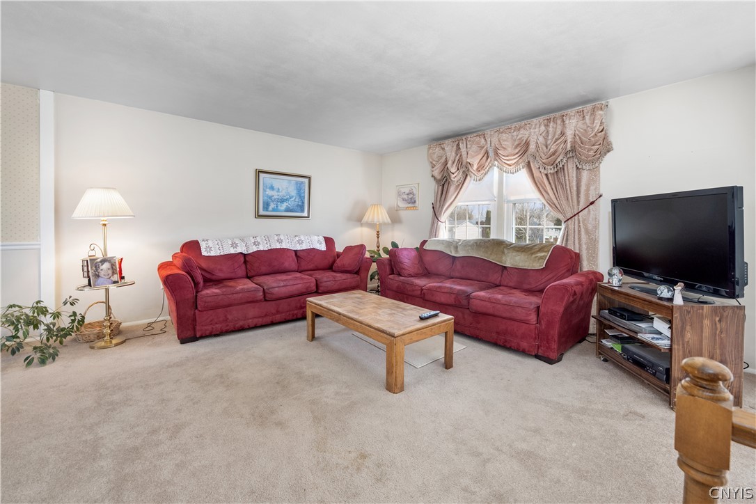 4792 4 Seasons Drive Clay, NY 13088 - Photo 9 of 30