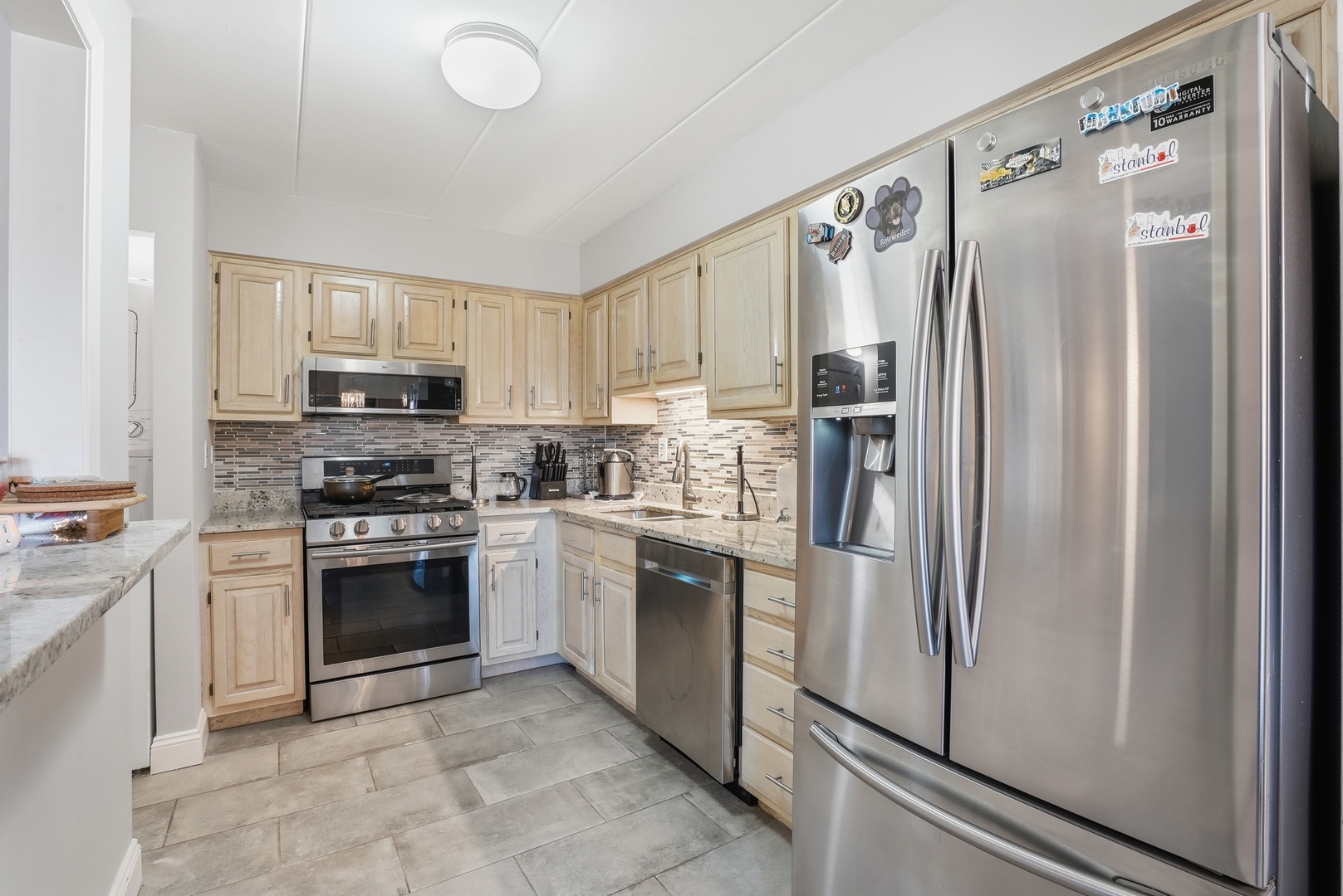 6443 Clarendon Hills Road, Unit 402 Willowbrook, IL 60527 - Photo 6 of 21