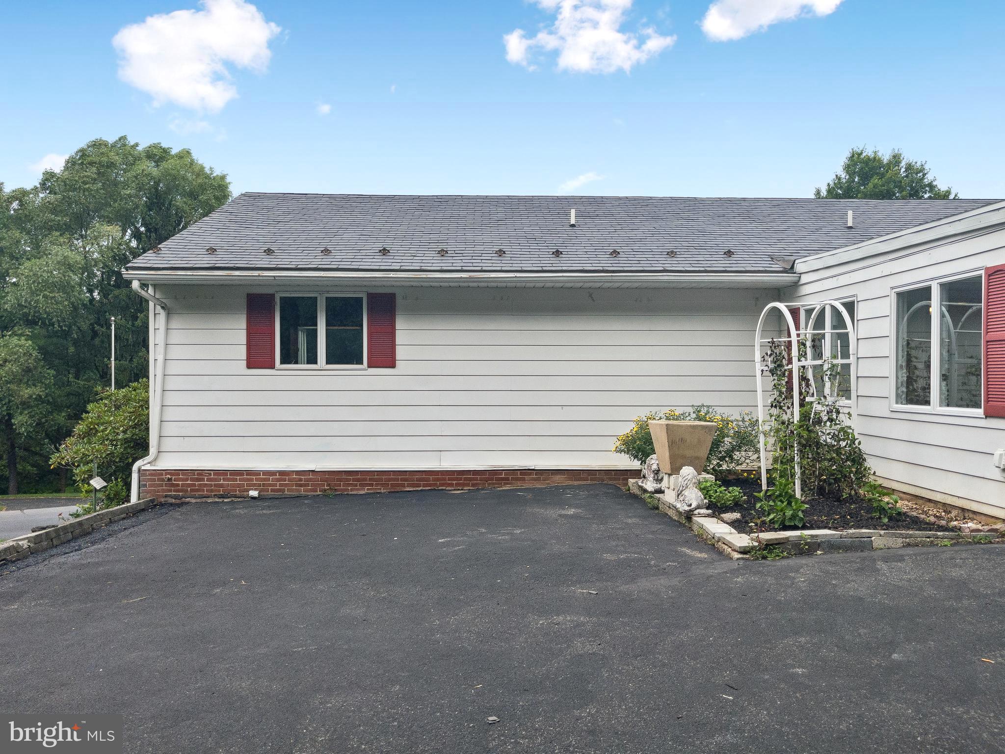 2210 Berkshire Road Lancaster, PA 17603 - Photo 28 of 29 Extra Parking