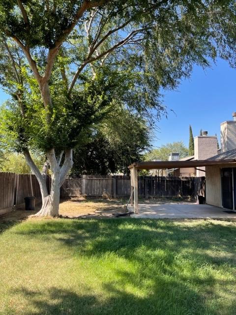 1240 Seneca Drive Madera, CA 93637 - Photo 20 of 21 a view of a park with slide