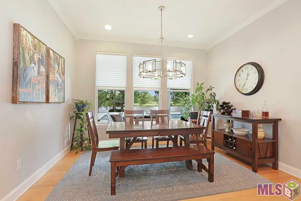 $989,000 | 5042 Thompson Cove Drive, St. Francisville, LA 70775