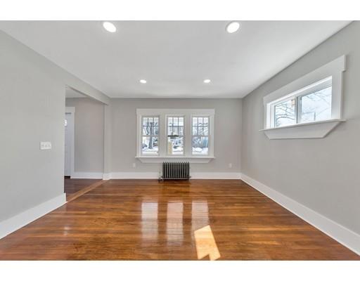 168 Phoenix Terrace Springfield, MA 01104 - Photo 7 of 30