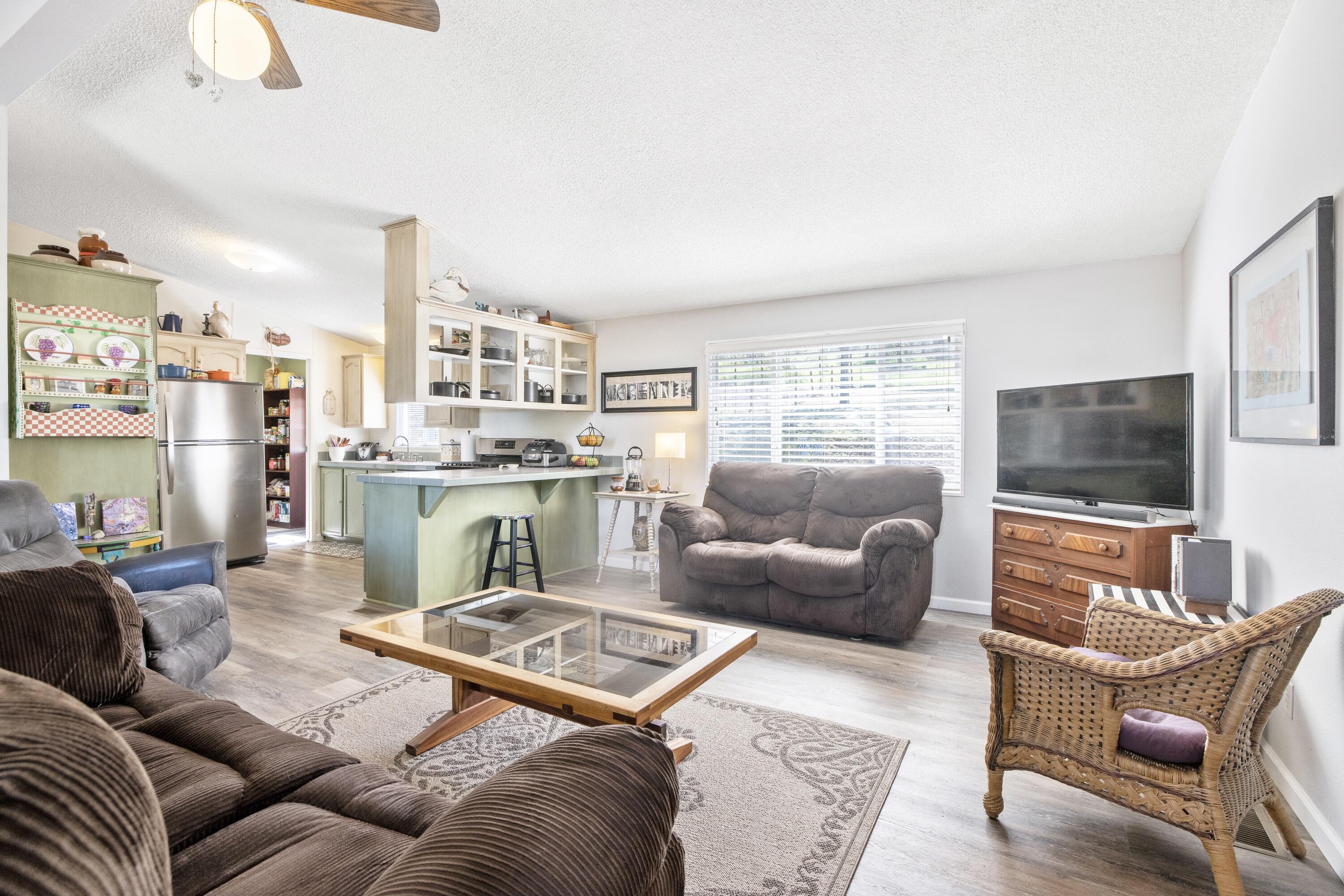 40977 Oak Ridge Drive, Unit 3 Three Rivers, CA 93271 - Photo 39 of 39 F01BFD9A-75CC-4012-BD52-086E587F44E5_1_2