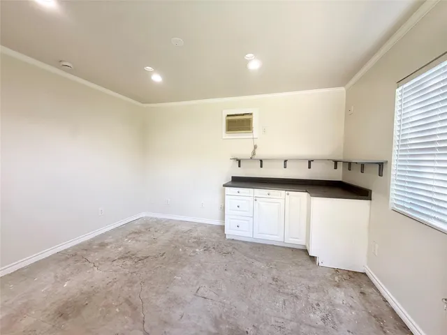 $2,400 | 5545 Pagewood Lane, Houston, TX 77056