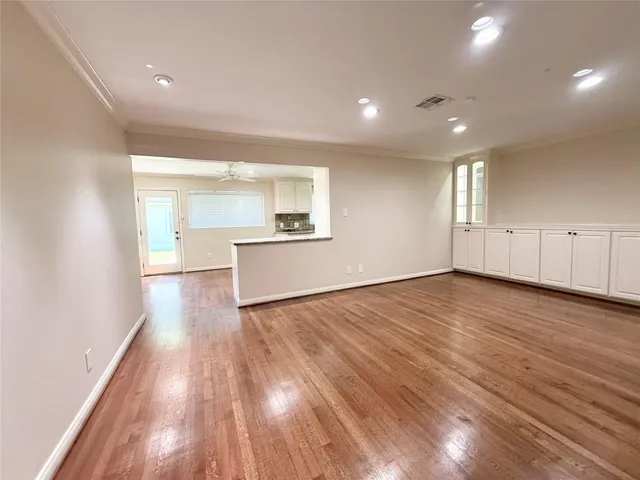 $2,400 | 5545 Pagewood Lane, Houston, TX 77056