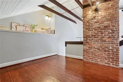 $424,000 | 913 Washington Avenue, Unit 3, New Orleans, LA 70130
