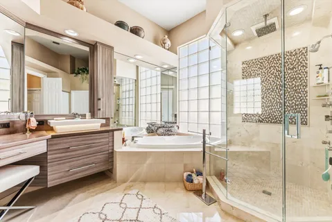 $1,900,000 | 6533 Somerset Circle, Boca Raton, FL 33496