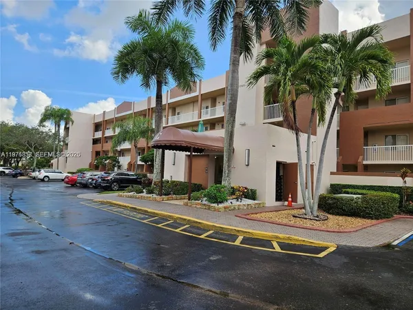 $244,634 | 7730 Granville Drive, Unit 202, Tamarac, FL 33321