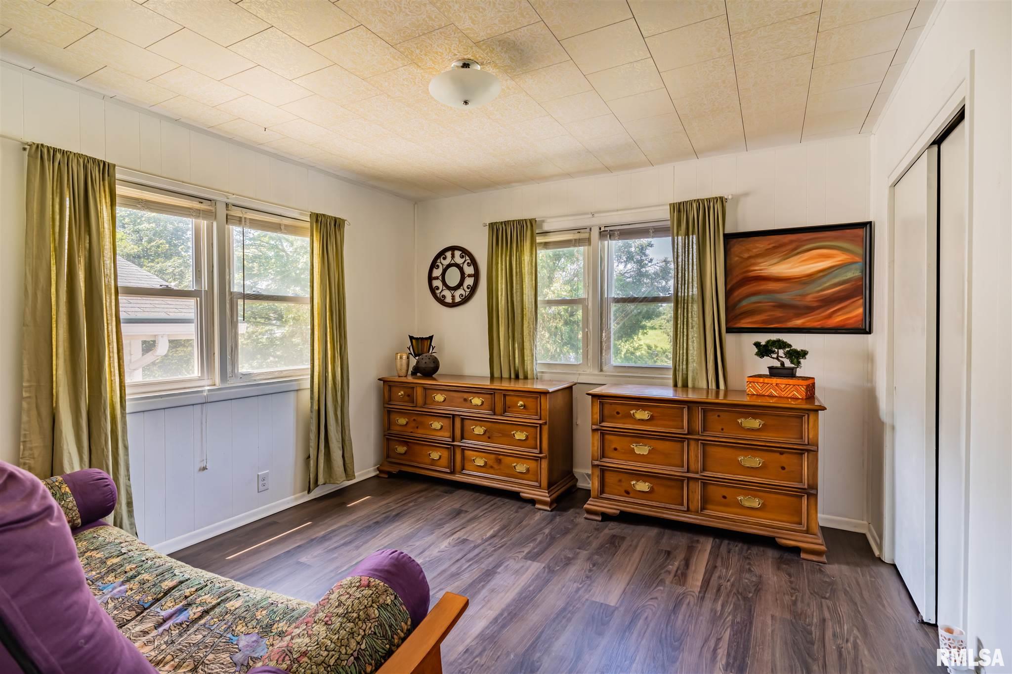 26353 North Orion School Road Canton, IL 61520 - Photo 17 of 36 Gallery Image 17
