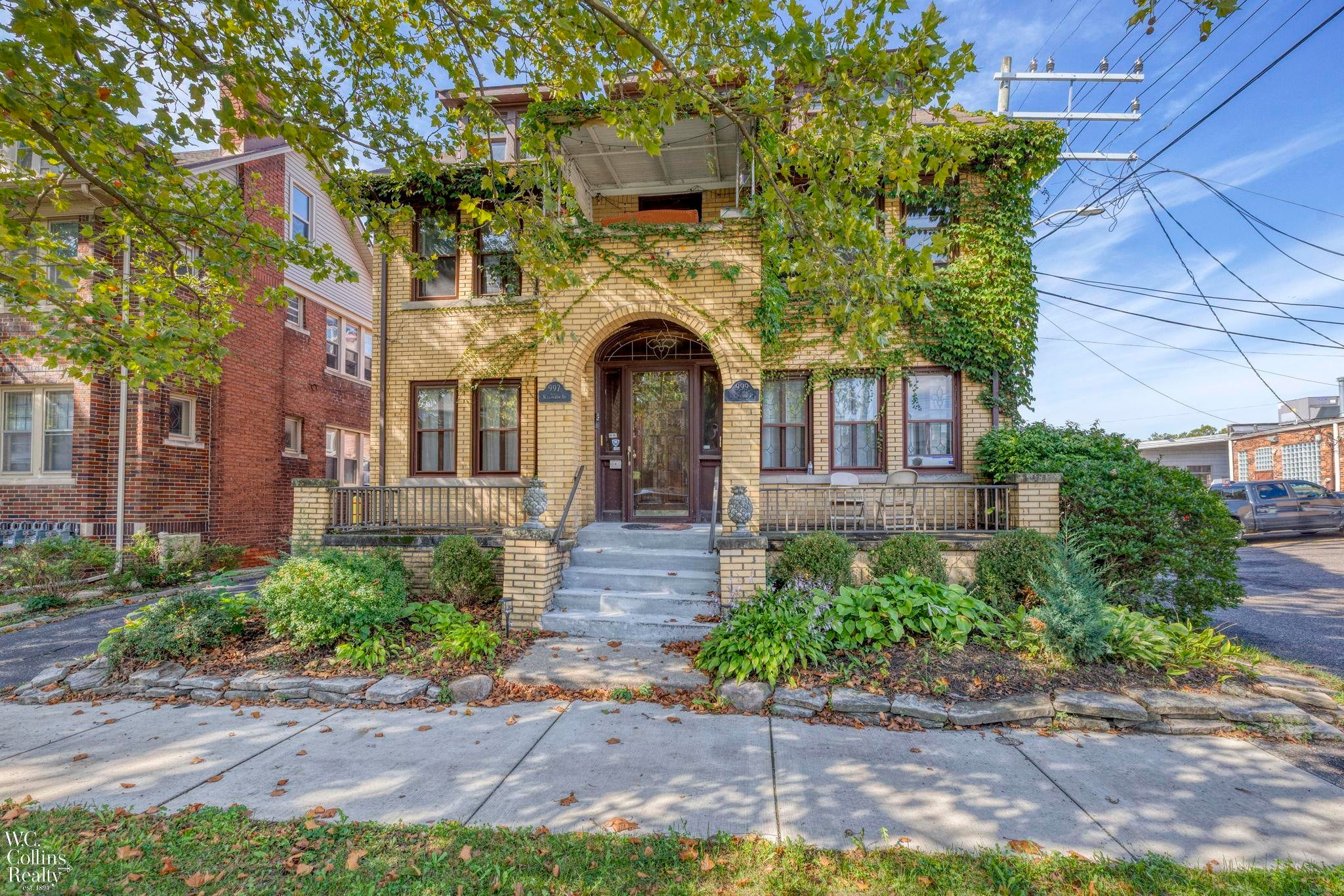 999-997 Nottingham Road Grosse Pointe Park, MI 48230 - Photo 1 of 29 Gallery Image 1