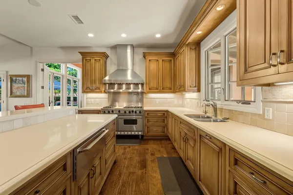 $14,000,000 | 420 Santa Rosa Lane, Santa Barbara, CA 93108