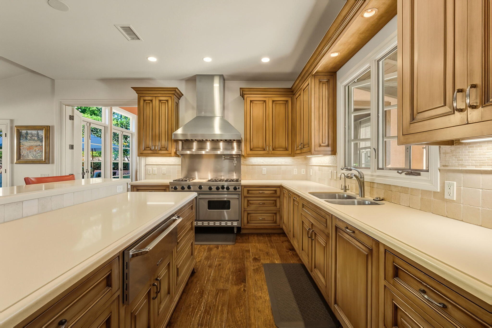 420 Santa Rosa Lane Santa Barbara, CA 93108 - Photo 11 of 29 420 Santa Rosa-33