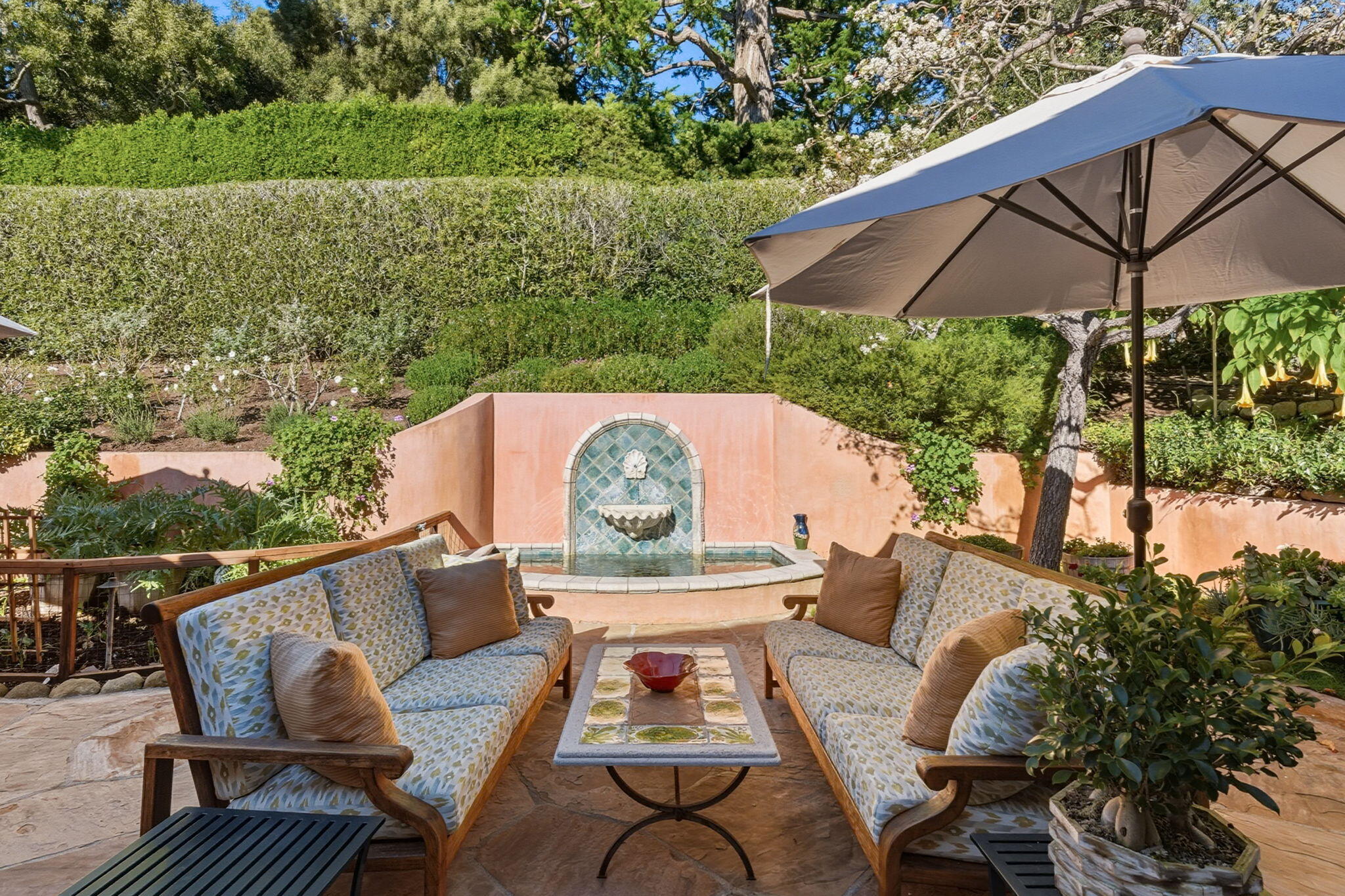 420 Santa Rosa Lane Santa Barbara, CA 93108 - Photo 21 of 29 420 Santa Rosa-43