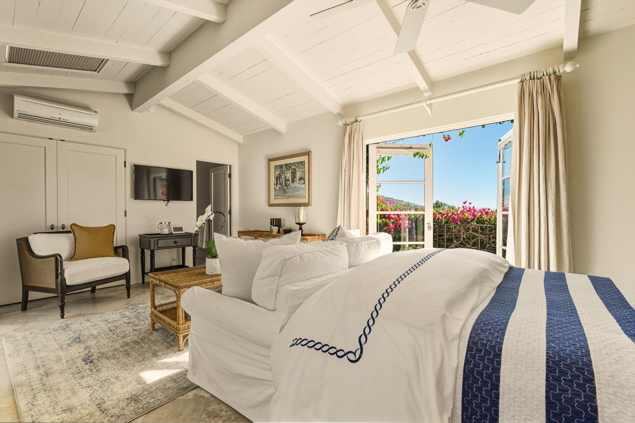 420 Santa Rosa Lane Santa Barbara, CA 93108 - Photo 26 of 29 420 Santa Rosa-Guest2