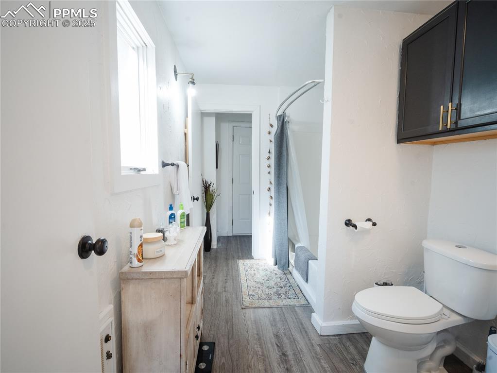 57 Granite Road Florissant, CO 80816 - Photo 18 of 46 a bathroom with a sink toilet and shower