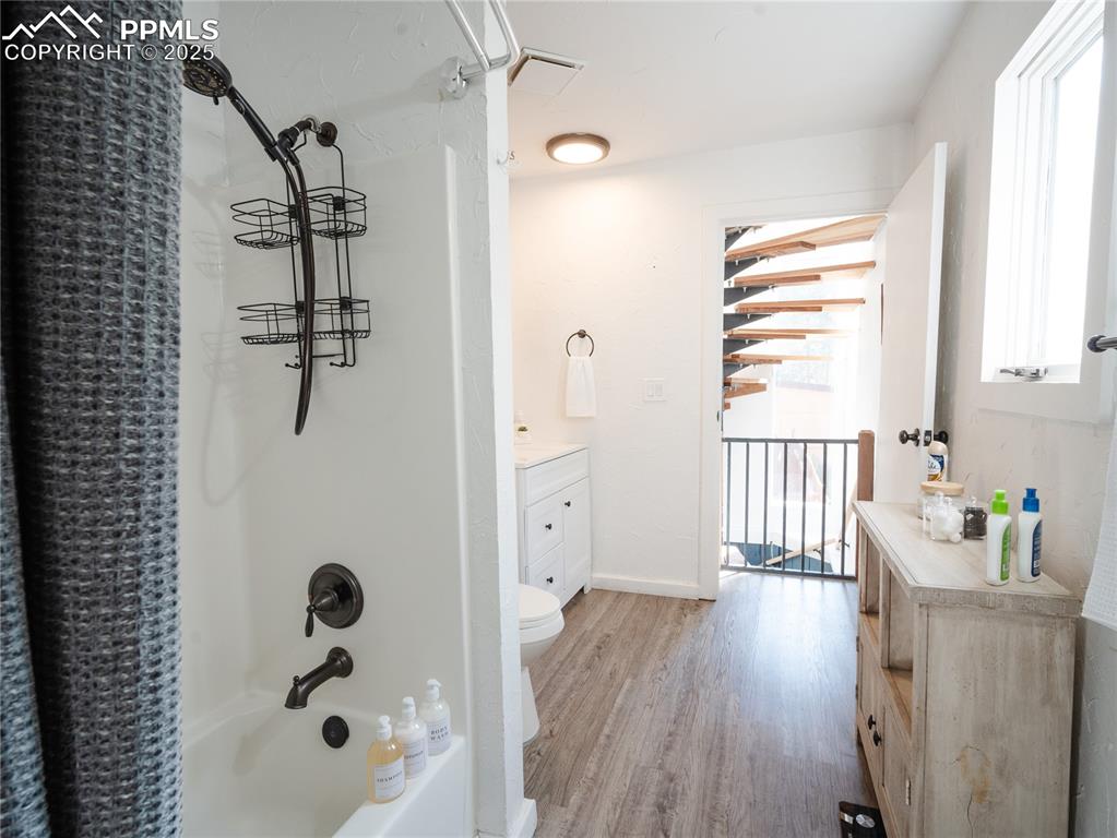 57 Granite Road Florissant, CO 80816 - Photo 19 of 46 a bathroom with a bathtub and shower