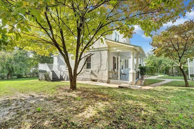 $1,800 | 1205 15th Street Southeast, Roanoke, VA 24013