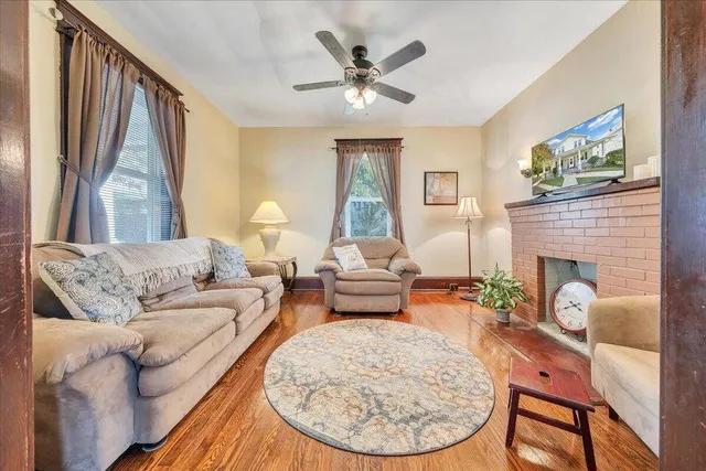 $1,800 | 1205 15th Street Southeast, Roanoke, VA 24013