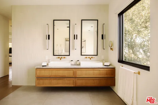 $54,450 | 13331 Mulholland Drive, Beverly Hills, CA 90210