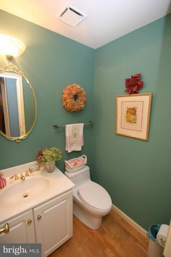 15800 Radwick Lane Silver Spring, MD 20906 - Photo 4 of 30 Interior (General)