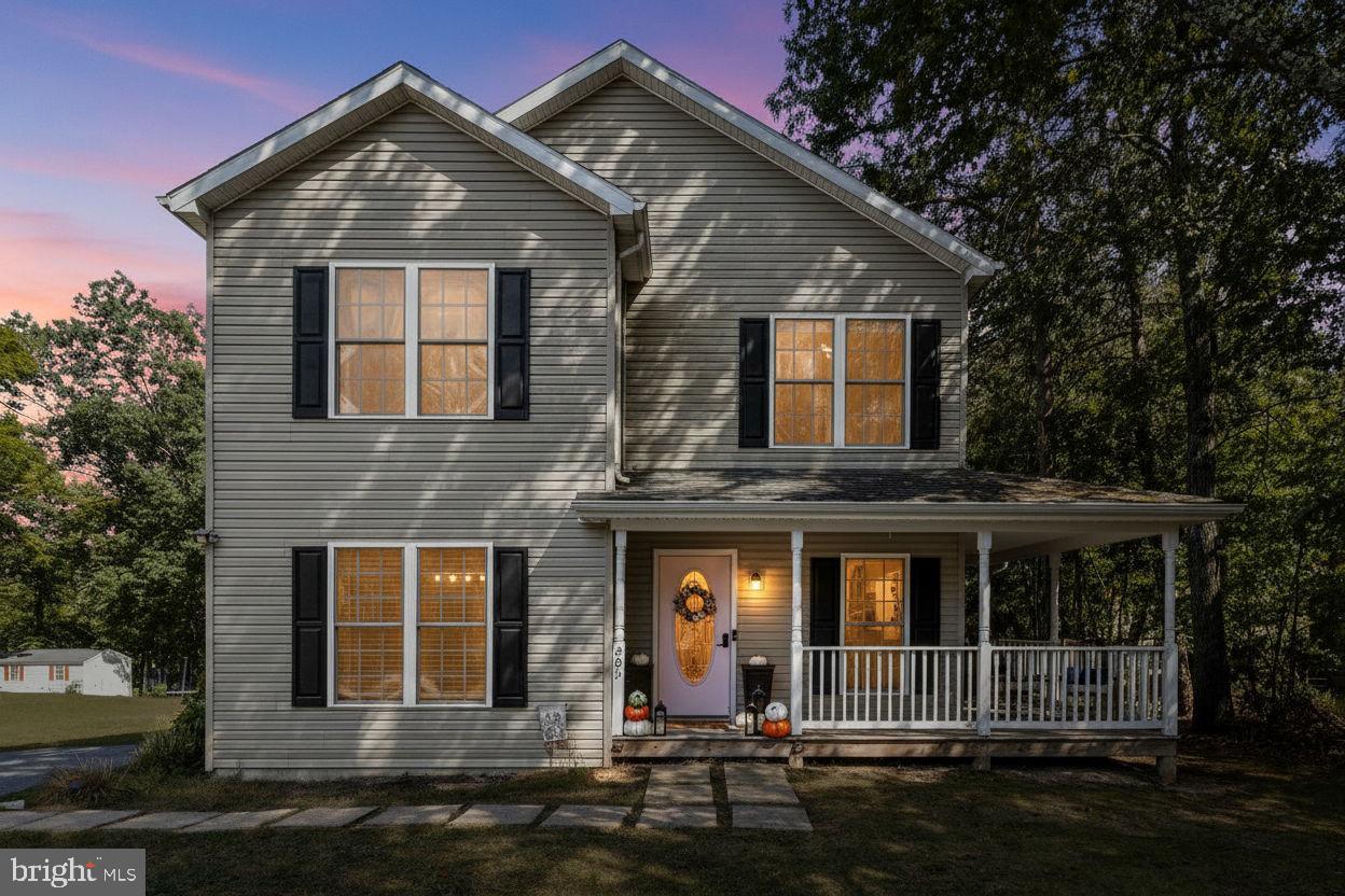 205 Holiday Road Cross Junction, VA 22625 - Photo 2 of 80