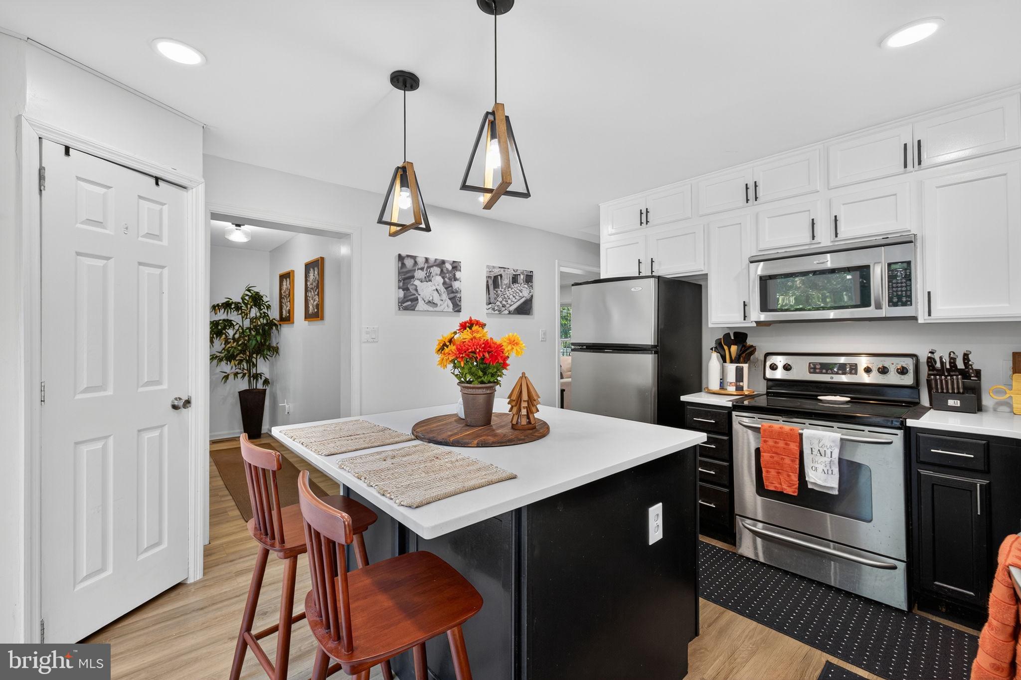 205 Holiday Road Cross Junction, VA 22625 - Photo 29 of 80