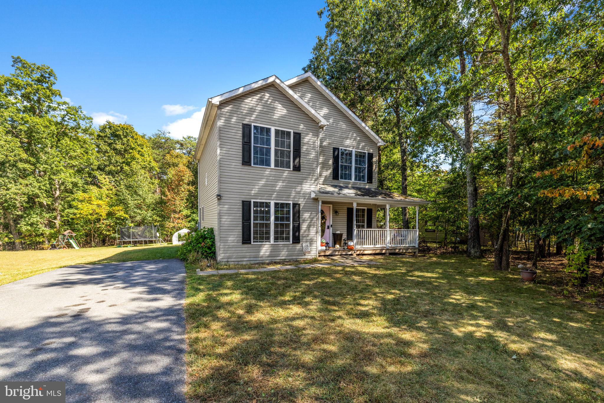 205 Holiday Road Cross Junction, VA 22625 - Photo 7 of 80