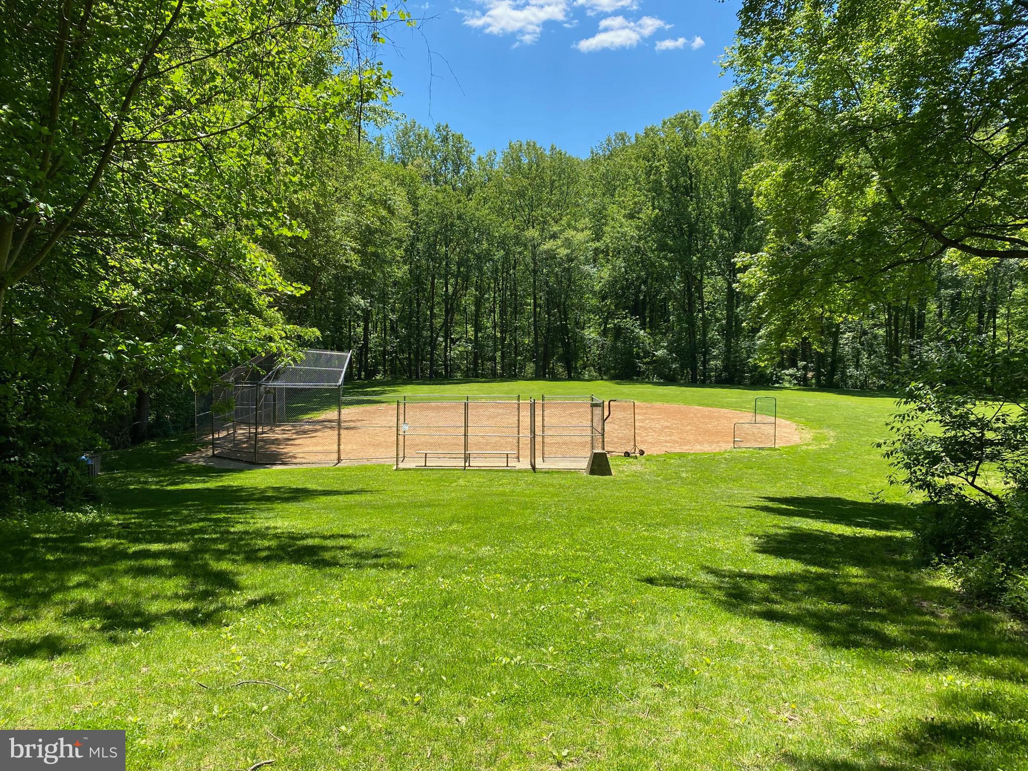 2501 Wood Fern Court Reston, VA 20191 - Photo 8 of 12 Gallery Image 8